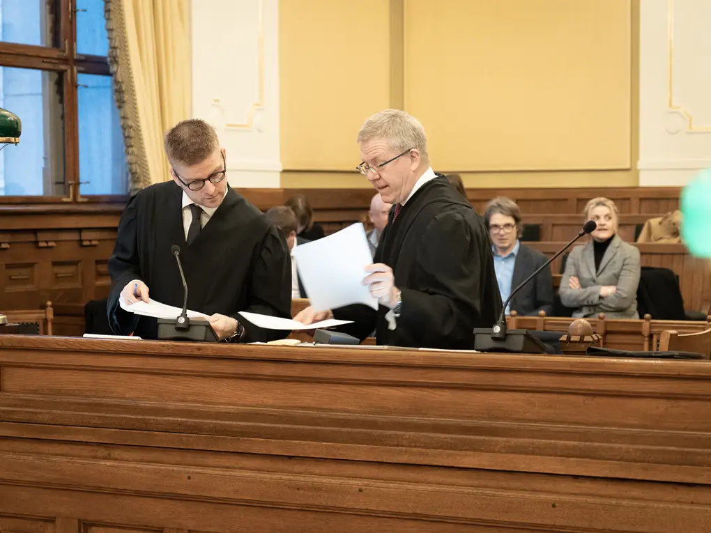 Jens-Henrik%20med%20M%C3%B8terett%20for%20H%C3%B8yesterett